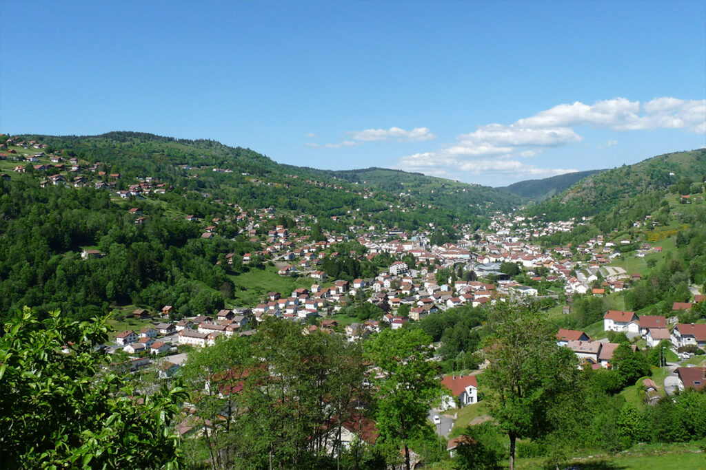 Photo de la ville de La Bresse où se situe les gîtes de Moyenmont - Location de gîte dans les Hautes-Vosges